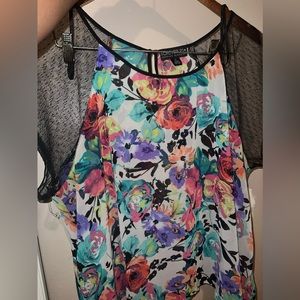 Floral sheer blouse with lace sleeves